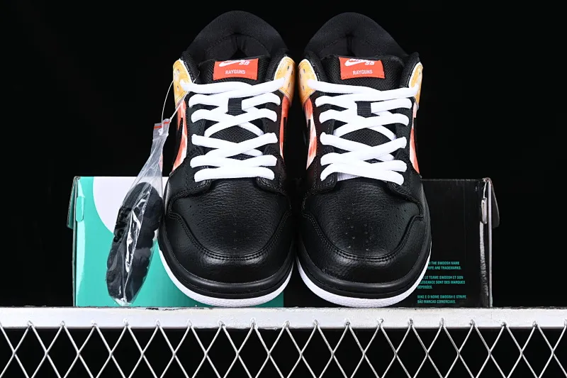 All categories Nk SB Dunk series Nk SB Dunk Low low-top sneakers Nk SB Dunk Low "Raygun" alien embroidery SB smashed backboard fashion casual sneakers BQ6832-001